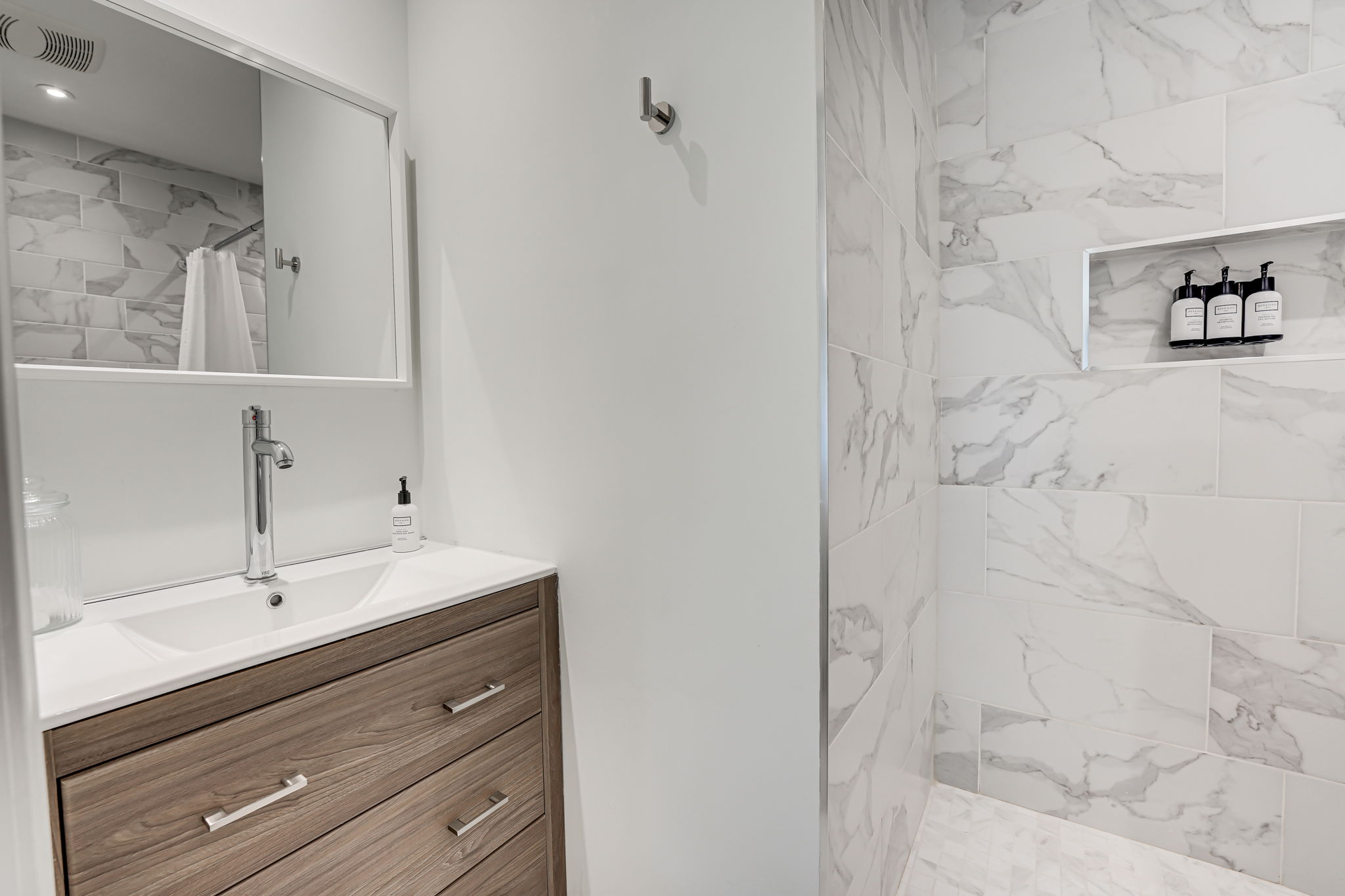 En-suite bathroom, sink and walk-in shower